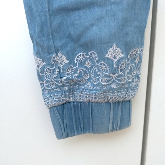 TWIK - Women's Jeans Drawstrings in Organic Cotton - Picture 5 of 7